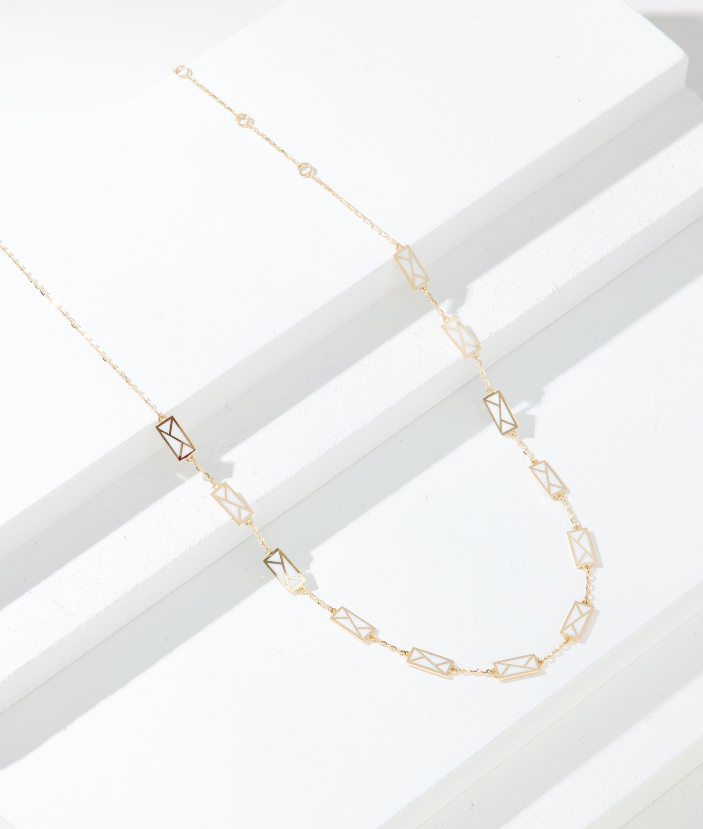 Mélange Chocker White